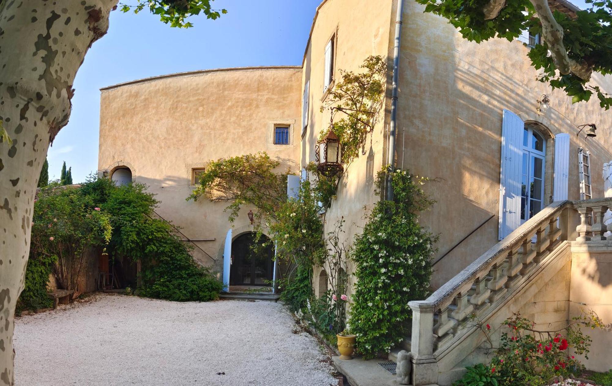 Rue Du Chateau A Cabrieres D'Avignon住宿加早餐旅馆 外观 照片